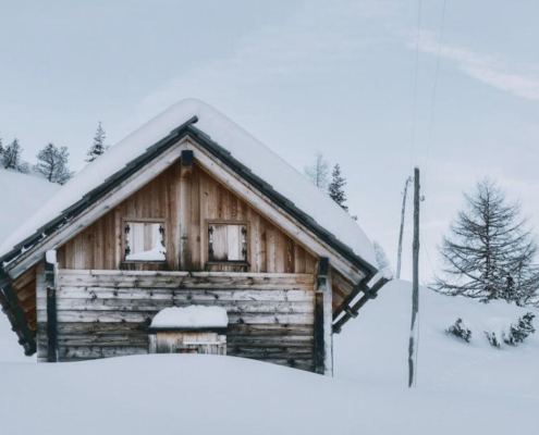cabin-during-winter-oboys-heating-and-air-furnace-maintenance-checklist-for-winter